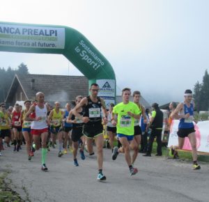 Cansiglio Run_la partenza della 34 km